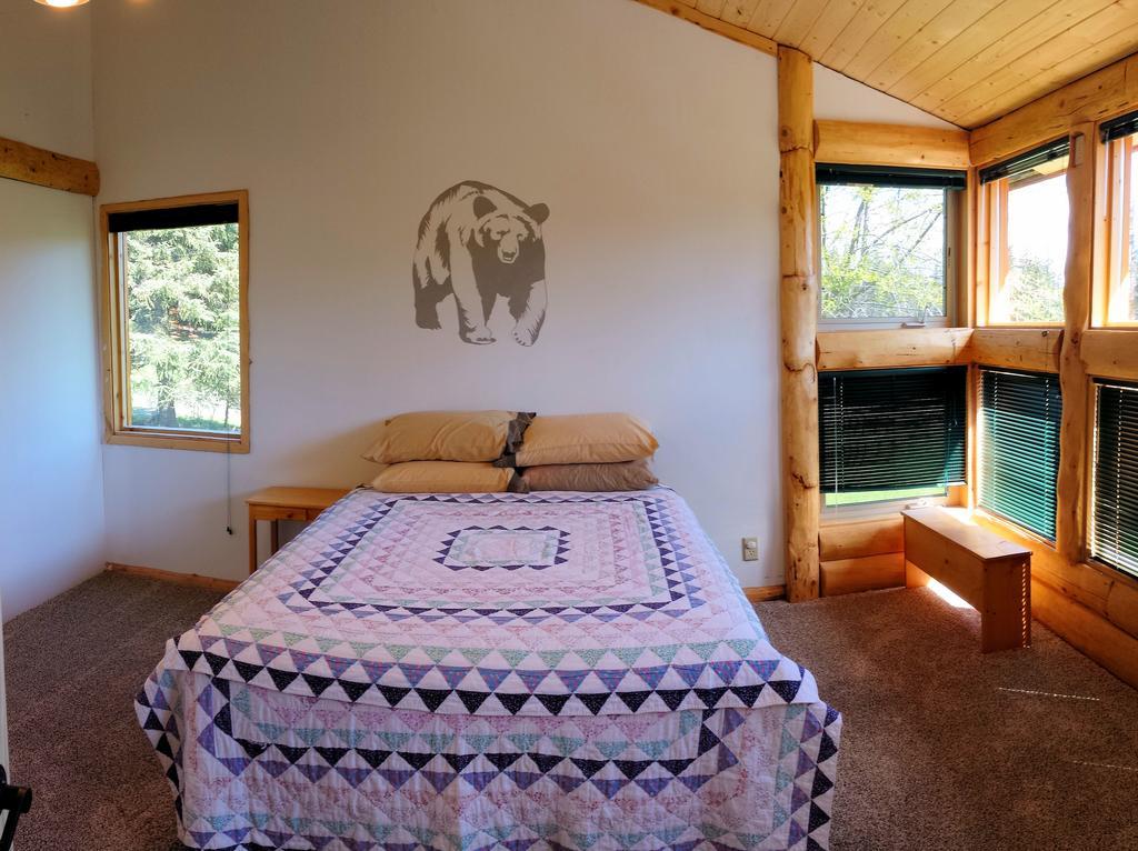 Bear Den Vacation Home Anchor Point Chambre photo